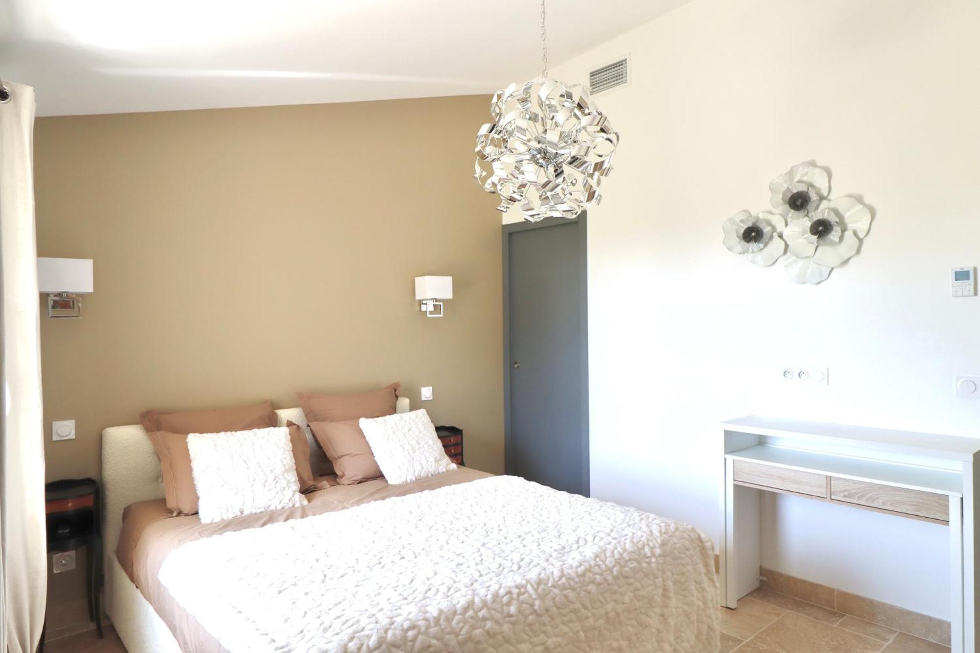 Chambres D'Hotes Avec Jacuzzi Et Piscine Au Mas De Cadoule Saint-Just  Zimmer foto