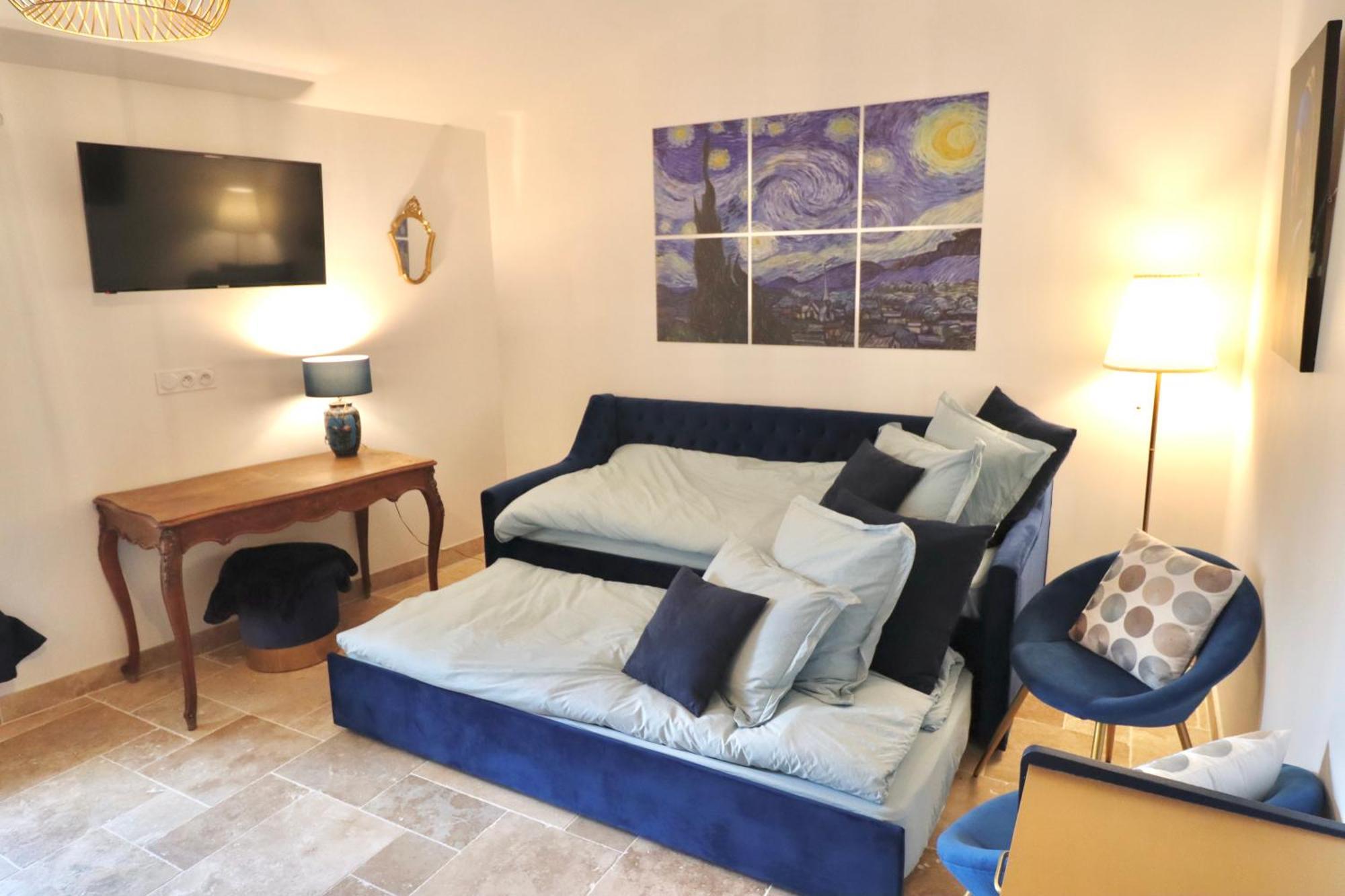 Chambres D'Hotes Avec Jacuzzi Et Piscine Au Mas De Cadoule Saint-Just  Zimmer foto